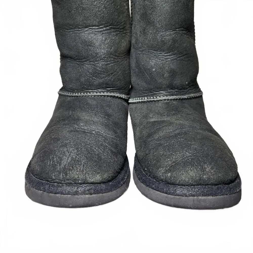 UGG Classic Tall Women’s Black 4 Winter Boot Cozy Shearling